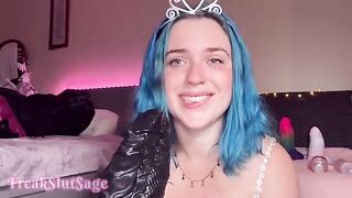The hottest anal gapping action with Princess and a massive toy