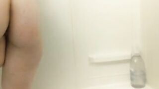 Eelet - Riding a Dildo and my Showerhead, a steamy solo session