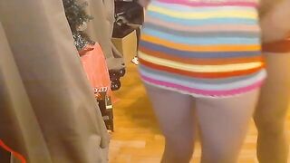 Schoolgirl fucks with her boyfriend at home and makes a homemade sex video