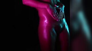 FANTASY / Enjoying my toys (Anal Plug + Dildo) - Hot ebony action with deep play