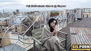 A pretty girl should better suck dicks than smoke cigarettes