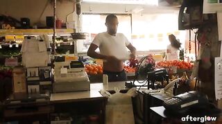 A pregnant woman has a passionate sex session with her boyfriend in public
