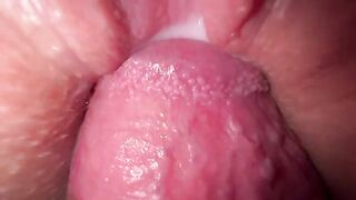 The young guy fucked his stepsister and cum on her pussy in a steamy session