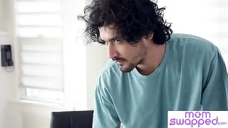 Skinny MILF Caitlin Bell gets fucked by a young guy and enjoys the intense experience