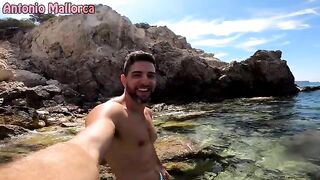 A guy fucked skinny brunette chick on the nude beach