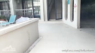 Babe fucks with stranger on vacation, her husband doesn’t mind