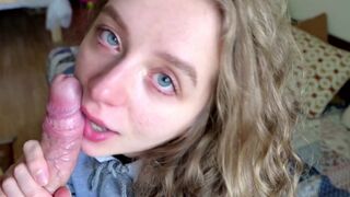 A beautiful girl shared a secret, what really excites her?