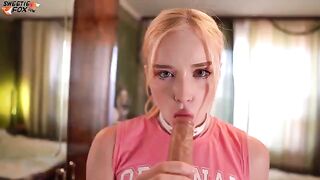 A girl in tight jeans was fucked through a hole and received a cumshot in her mouth