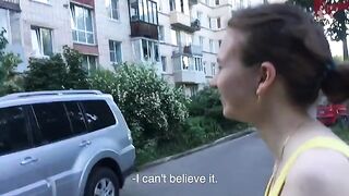 A cute girl met a stranger and he fucked her hard outdoors