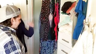 A handyman gets seduced by a client and gives her a creampie
