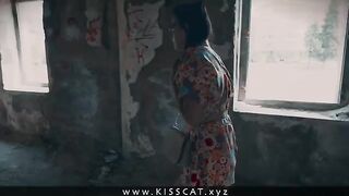 The babe was caught by a stranger in an abandoned house and fucked publicly