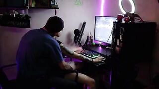 A cute gamer girl gets her pussy railed while playing Destiny 2