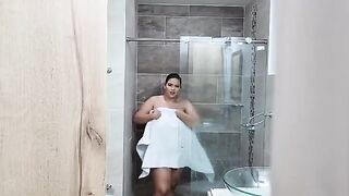 I saw my stepsister in the shower, she let me have her big ass Savannah Watson