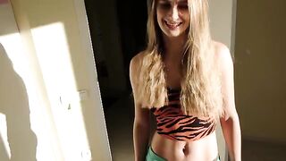 A girl caught her stepbrother jerking off and had to give herself to him out of pity