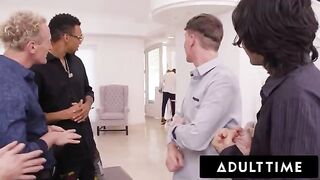 The best man organized a surprise for the stripper girlfriend