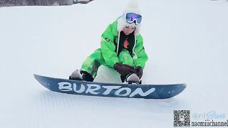 Exposure sex with a cute 18-year-old girl on the snowy forest floor