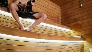 Sauna adventure part 1: I flashed my cock to three strangers