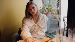 Romantic dinner turns into hardcore sex on valentines day, pure magic!