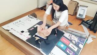 Stepsister receives anal creampie through a hole in the box