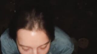 A beautiful girl swallowed on the first date, unbelievable!
