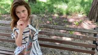 I went without panties to the park and played with my pussy
