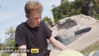 Cock craving stepmom and stepdaughter share a sticky ride