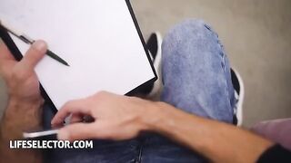 Sporty babe Veronica Leal fucked at the casting by horny agent