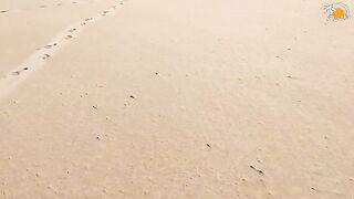 A couple has sex on the street in Valencia, no need for a hotel room