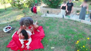 Public sex on the meadow with a stranger for Alexandra Wett