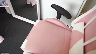 A stepsister asked her brother to evaluate her blowjob skills