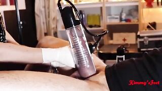 Cock pumping with a vacuum pump, cumming hard and showing the result