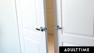 The hot MILF Alexis Fawx noticed Carter Cruise spying, so she seduced her
