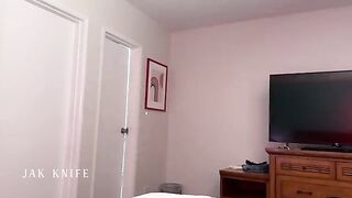 The best way to get acquainted with a girl - share bed