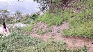 Spying for a fitness Latina MILF with a big ass while she runs is the best