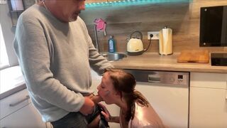 The husband did not notice anything when his wife was fucked