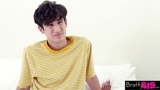 Step Sis "I wouldn't suck your dick if it was the last one on earth" S19:E6