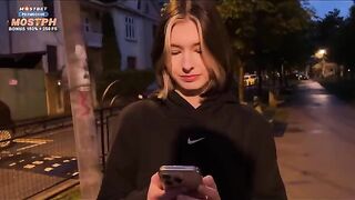 A cute 18-year-old girl met a rich guy and fucked on the first date