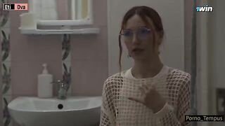 Russian schoolgirl gets her pussy railed by two cocks in a steamy scene