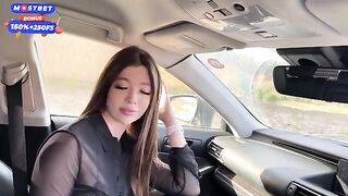 A cute girl made a blowjob right in the car, just like Vallery Ray’s daring public encounters