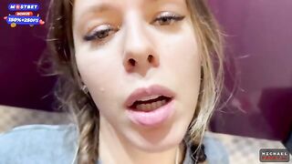 Flatmate-girl doesn't mind periodic sex in the kitchen, getting cum