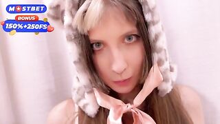 A beautiful girl had a hard sex with a guy with a huge cock