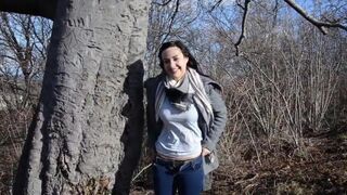 A girl was fucked by a stranger in the forest after getting her pussy creampied