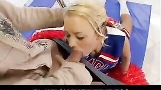 A gymnast has awesome sex while sitting on a flexible twine