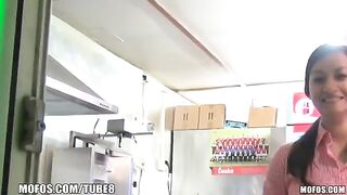 A saleswoman gets fucked for money, a story of desperation and need