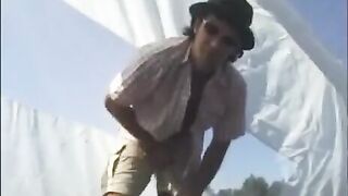A short journey ends up as a sensual sex session