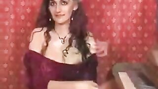 Fingered pussy of a girl with a natural forest hairstyle