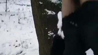 The guy tried to freeze his dick and pussy with a girl in a steamy scene