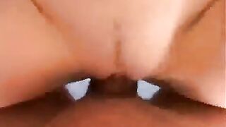 Girl finishes with her sweet pussy loudly