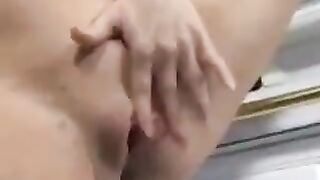 A man came to the kitchen and made a creampie in the pregnant belly