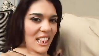 FMM threesome with double penetration and a skirt sex